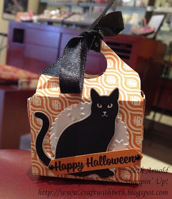 Craft with Beth: Spooky Cat Envelope Punch Board Treat Tote Halloween Cat Punch Stampin Up Stamping treat holder