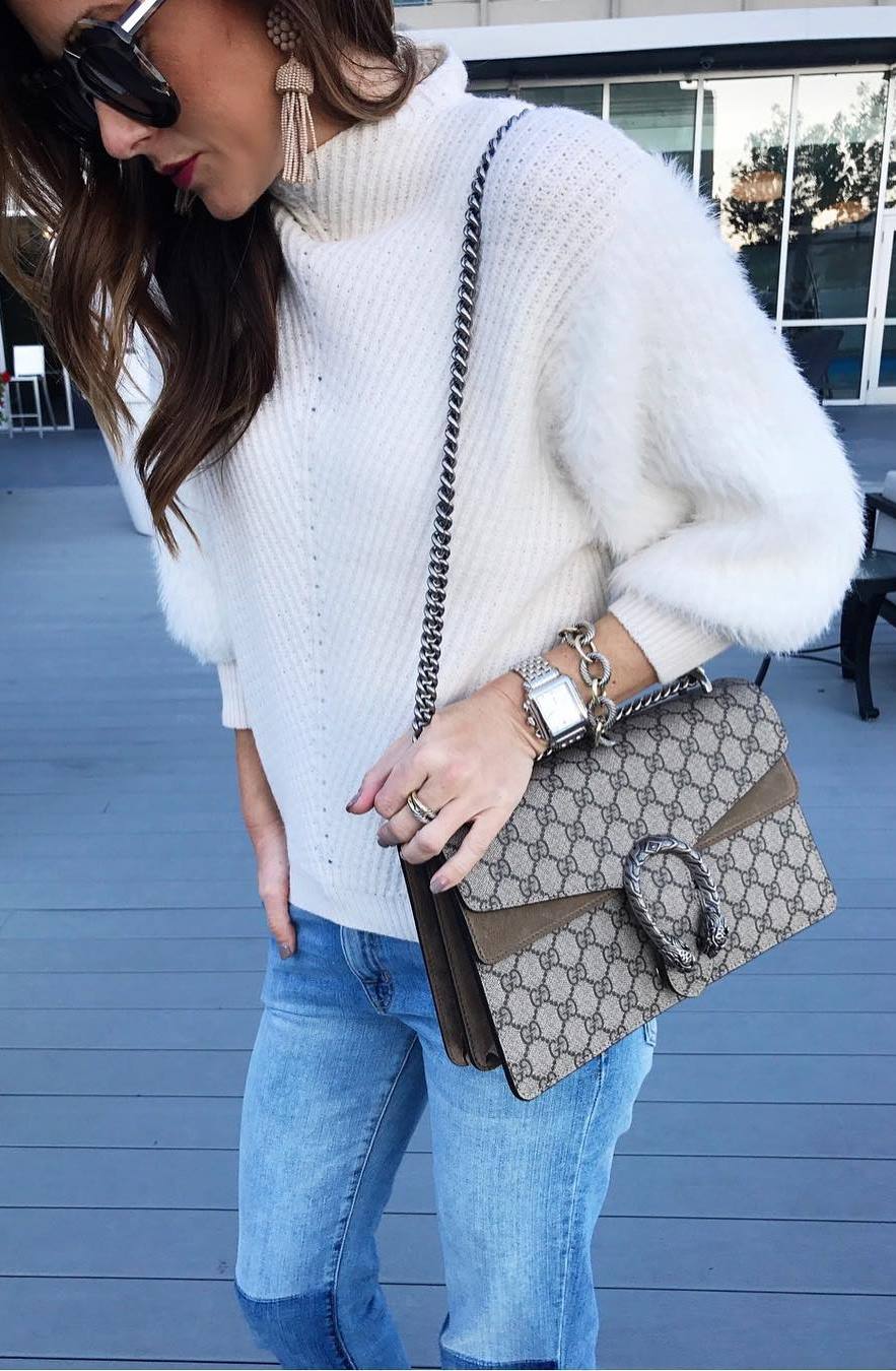 cozy winter outfit_white sweater + bag + skinnies