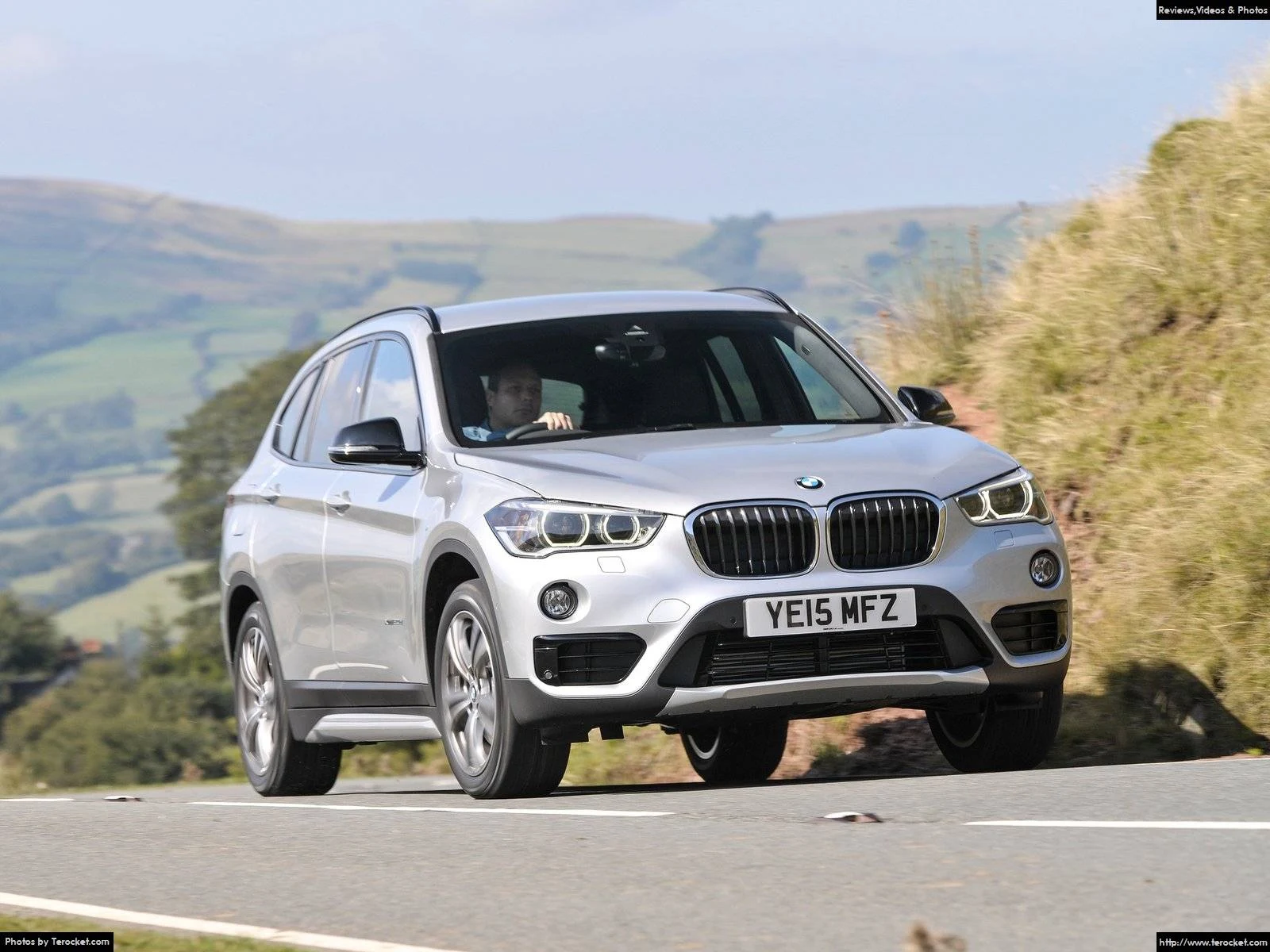 Hình ảnh xe ô tô BMW X1 UK-Version 2016 & nội ngoại thất