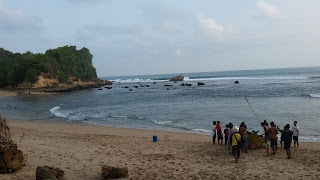 pantai tambakrejo blitar