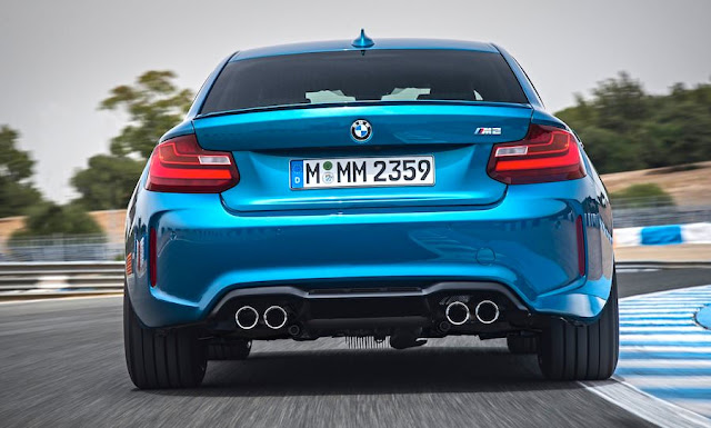 BMW M2クーペ リア