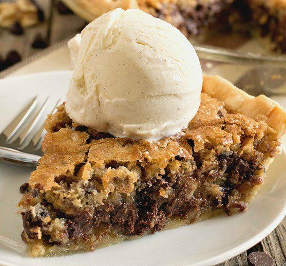 Toll House Chocolate Chip Pie #Pie #Dessert