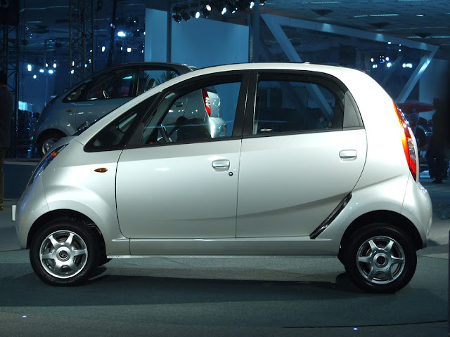 Tata Nano xe rẻ nhất thế giới có giá 200 triệu tại Việt Nam