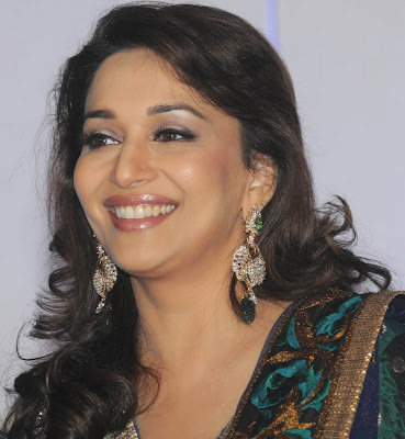 MADHURI DIXIT HD WALLPAPER FREE DOWNLOAD 22