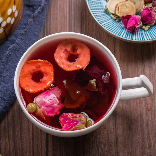 Táo đỏ mai khôi hoa trà có tác dụng điều hòa khí huyết rất tốt, có thể cải thiện các vấn đề như tình trạng kinh nguyệt.