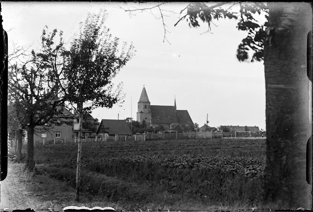 Dölzig - Kirche von Westen - 1930-1940