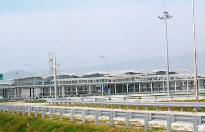 Foto Parkiran Bandara Kuala Namu Medan