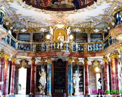 Bibliothek des Rechtswissenschaftlichen, Zurich