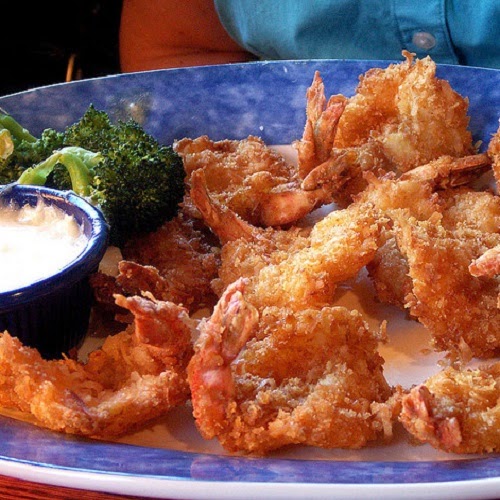 http://secretcopycatrestaurantrecipes.com/red-lobster-parrot-bay-coconut-shrimp-recipe/