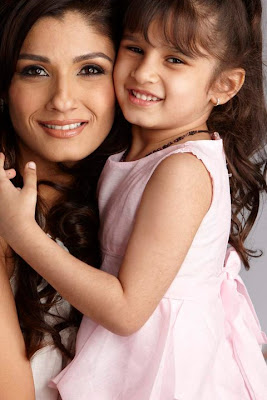 Raveena With Her Kids on The Cover of Parenthood
