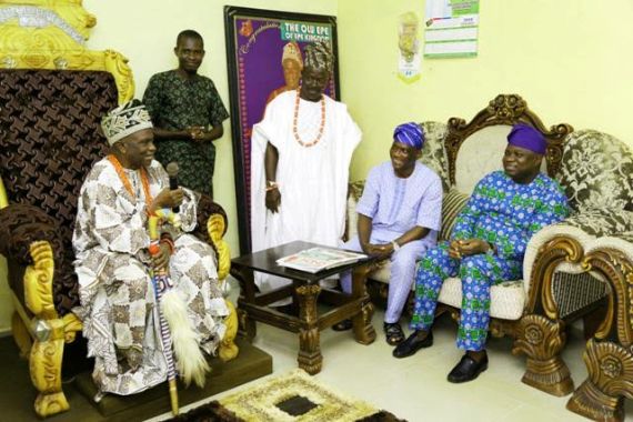 Ambode and  Oba Sefiu Olatunji Adewale. 