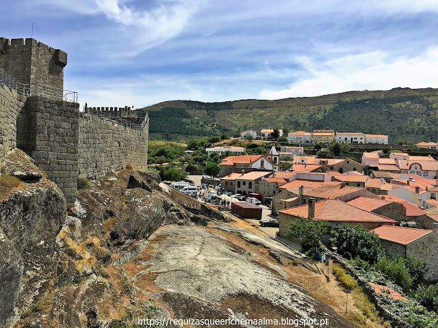 Vista panorâmica do Castelo de Linhares da Beira