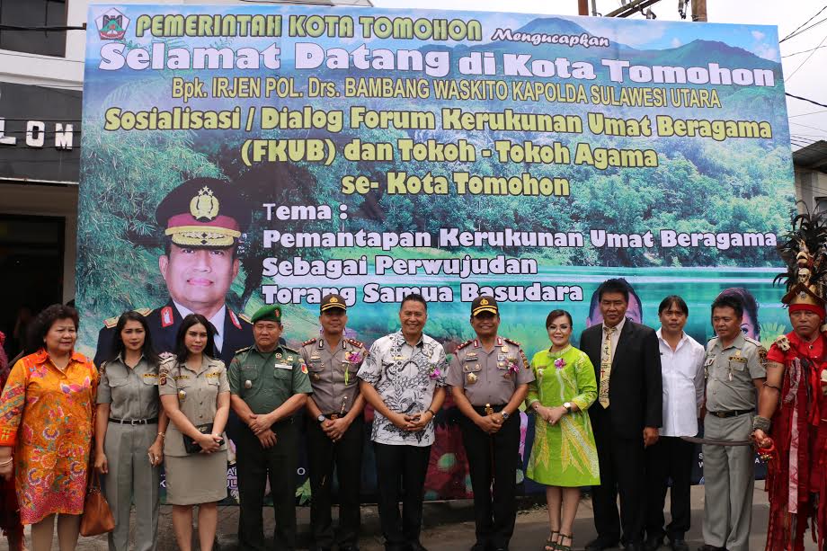 Luar Biasa Poster Keberagaman Agama Di Indonesia - Koleksi ...