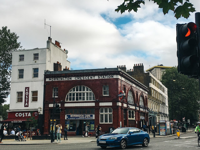 モーニントン・クレセント駅（Mornington Crescent tube station）