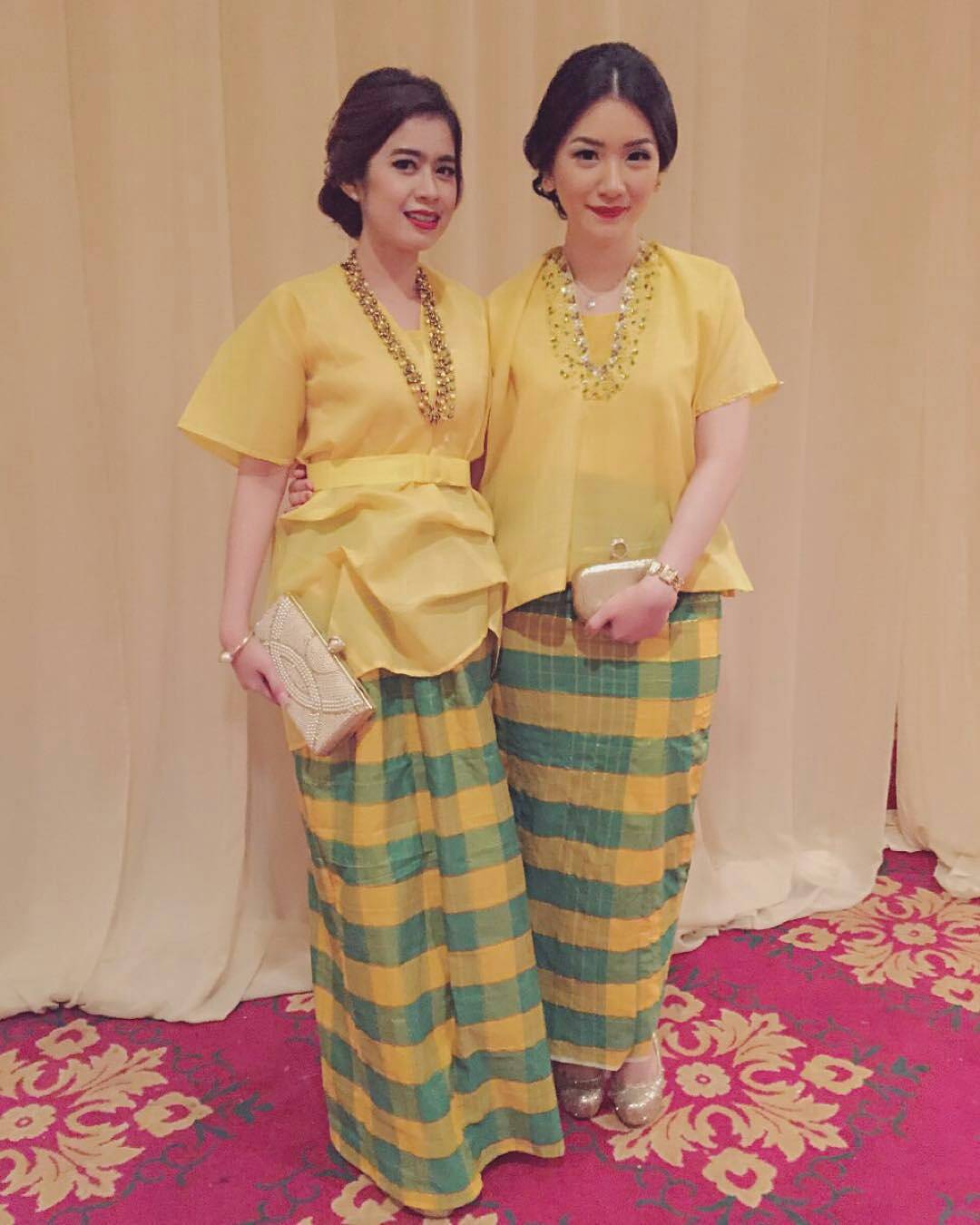  Kebaya  Dan Rok Batik Yokodwi