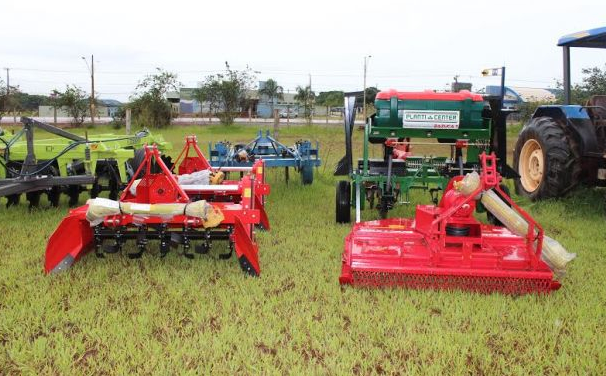 Olivença, Senador Rui Palmeira e Piranhas recebem do Governo de Alagoas, patrulha mecanizada agrícola para agricultura familiar 