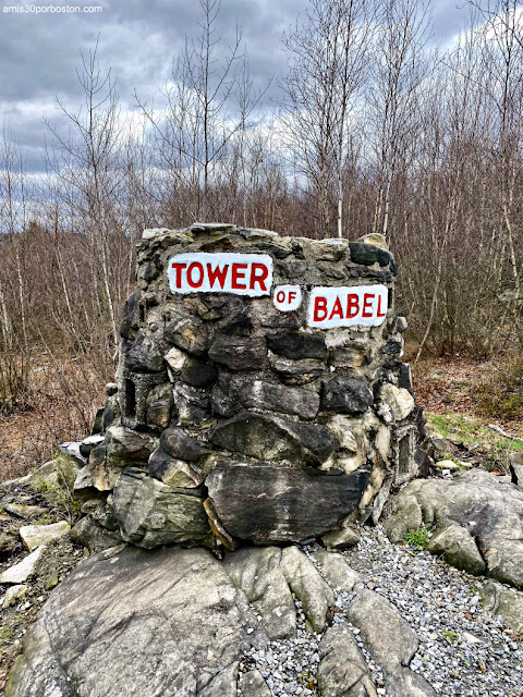 Torre de Babel en Holy Land USA en Waterbury, Connecticut