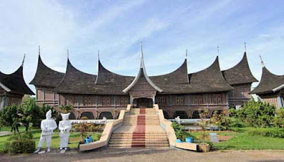  yang sekaligus sebagai ibukota Propinsi Sumatera Barat 5 TEMPAT WISATA TERBAIK DI PADANG