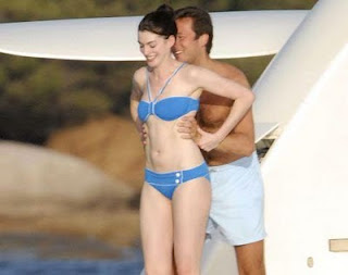 Anne Hathaway Boyfriend on Anne Hathaway Boyfriend 2012 Pictures