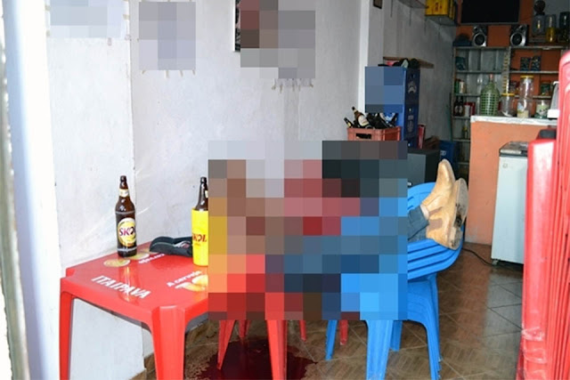 Resultado de imagem para assassinato em bar homem e mulher