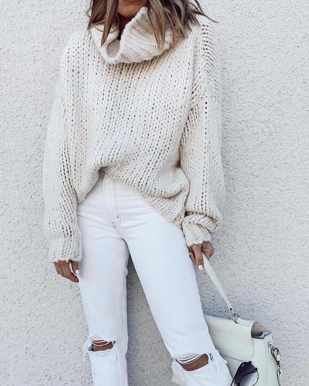 All the White Pieces You Need to Create a Perfect Winter Outfit