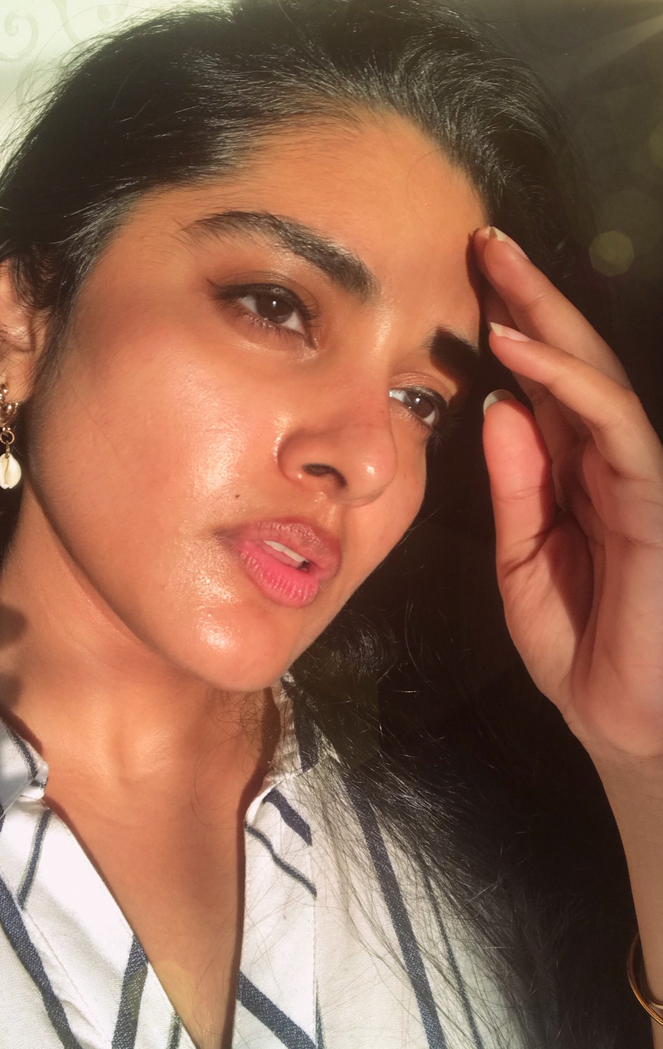 Nivetha Thomas HD UHD High Resolution Photo Nivetha Thomas HD UHD High Resolution Photo