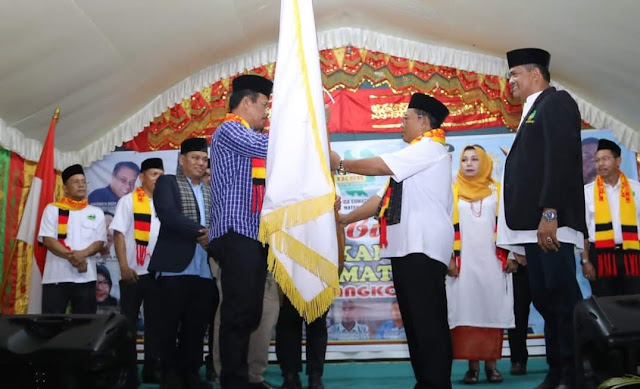Hadiri Halal Bihalal IKSB Batuaji, Rudi : Batam Sebagai Miniatur Indonesia Tetap Jaga Persatuan Hadiri Halal Bihalal IKSB Batuaji, Rudi : Batam Sebagai Miniatur Indonesia Tetap Jaga Persatuan