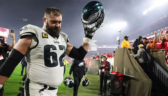 Jason Kelce Retiring Told Philadelphia Eagles teammates: eAskme