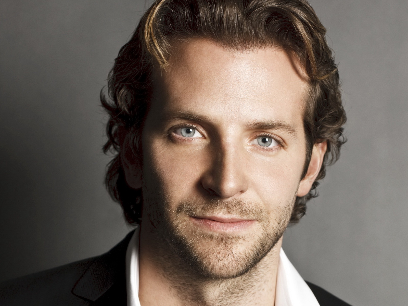 Bradley Cooper Biography