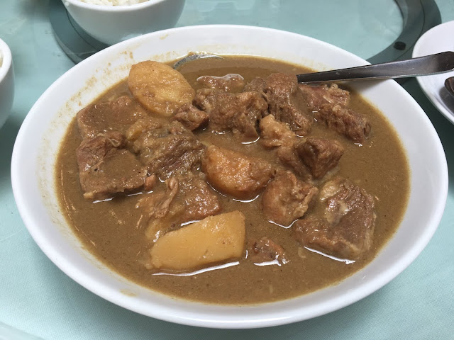 perut rumah nyonya cuisine curry babi