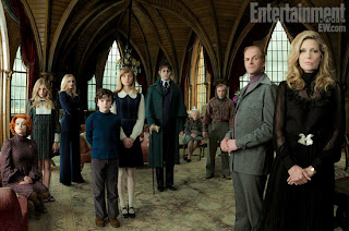 First official Dark Shadows movie cast photo