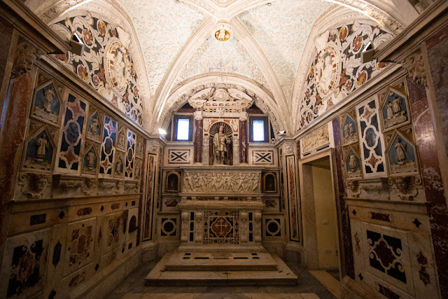 Cattedrale di Santa Maria Assunta e Santa Cecilia-Cripta-Cagliari