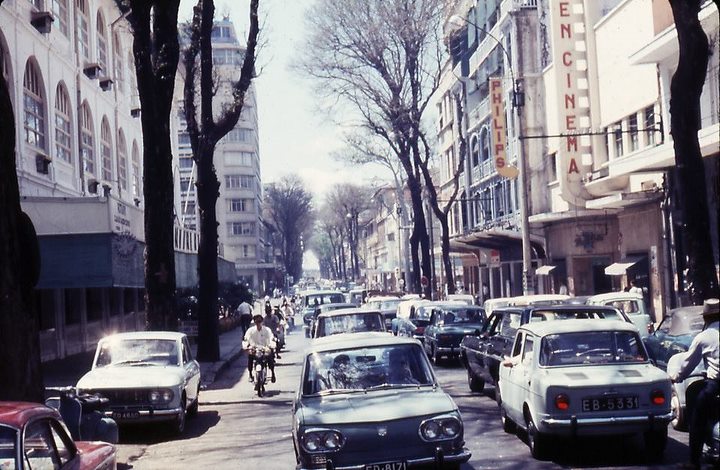 Xin chao!: Saigon before 1975