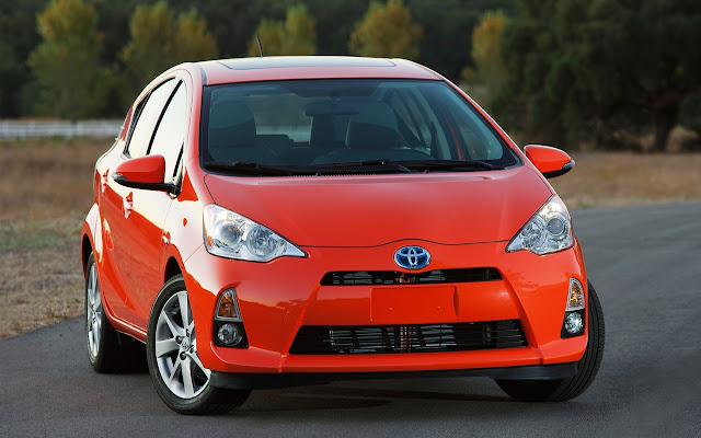 toyota prius c