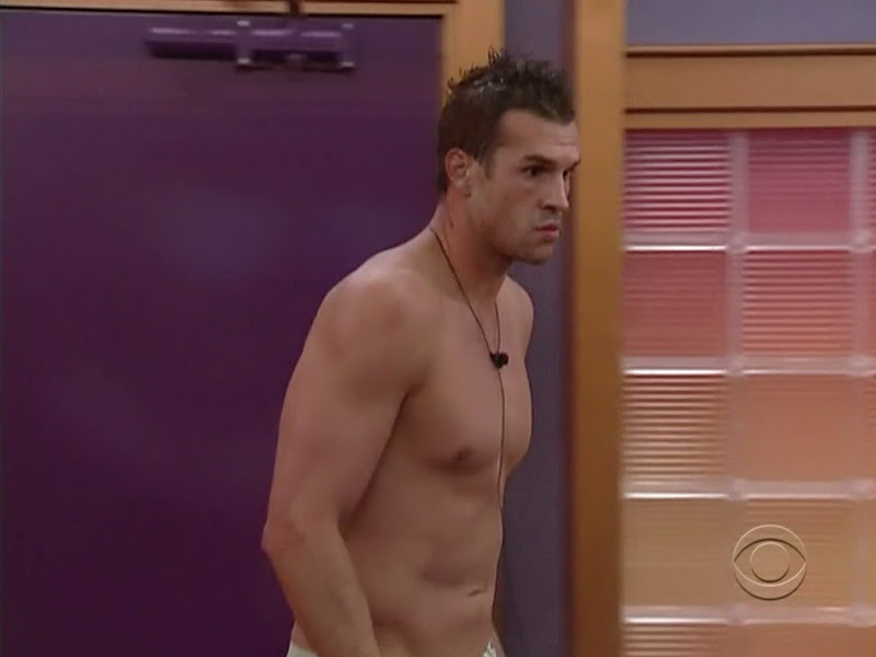 Brendon Villegas Shirtless on Big Brothers 12 week 5