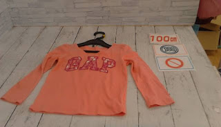 中古品　子供服　１００㎝　GAP　長袖Tシャツ　１００円