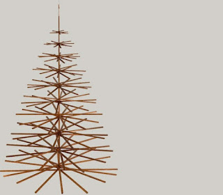 Árvores de Natal diferentes e criativas com materiais reaproveitados.