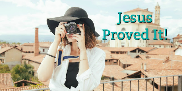 Do you know how Jesus proved that a picture is worth 1000 words? This 1-minute devotion explains. #BibleLoveNotes #Bible