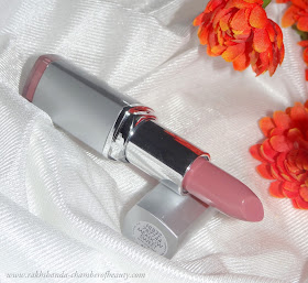 Palladio Meadow Sweet lipstick-review, swatches, Palladio Lipstick, creamy, herbal, Palladio Herbal Lipstick review, Indian beauty blogger, muted soft rose pink, muddy pink, chamber of beauty, Indian makeup blog, lipstick, nude pink lipstick review, nude lips, Palladio Meadow Sweet lipstick