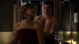 Tom Welling Shirtless on Smallville s9e15