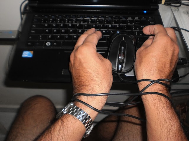 Viciados em Internet sofrem danos cerebrais semelhantes ao efeito de drogas