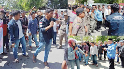 ALIANSI MAHASISWA TUBBI TARAMANU BERSATU DEMO PEMKAB POLMAN