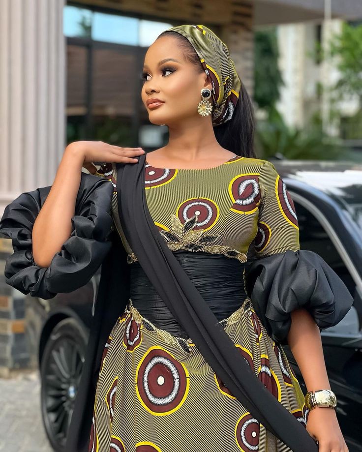 Dinkin doguwar riga (Ankara gown styles)
