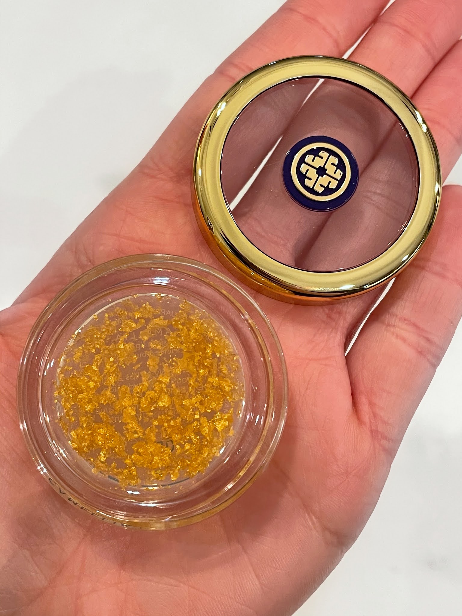 TATCHA Camellia Gold Spun Lip Balm THEKRISTENDIARY BLOG