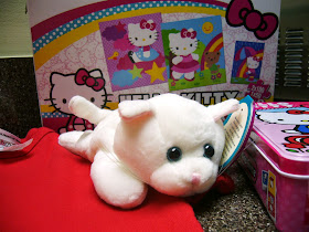 Hello Kitty Themed Operation Christmas Child Shoe Box Gift white kitty
