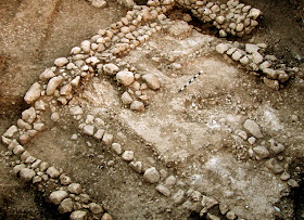 10,000 year old house unearthed in Israel