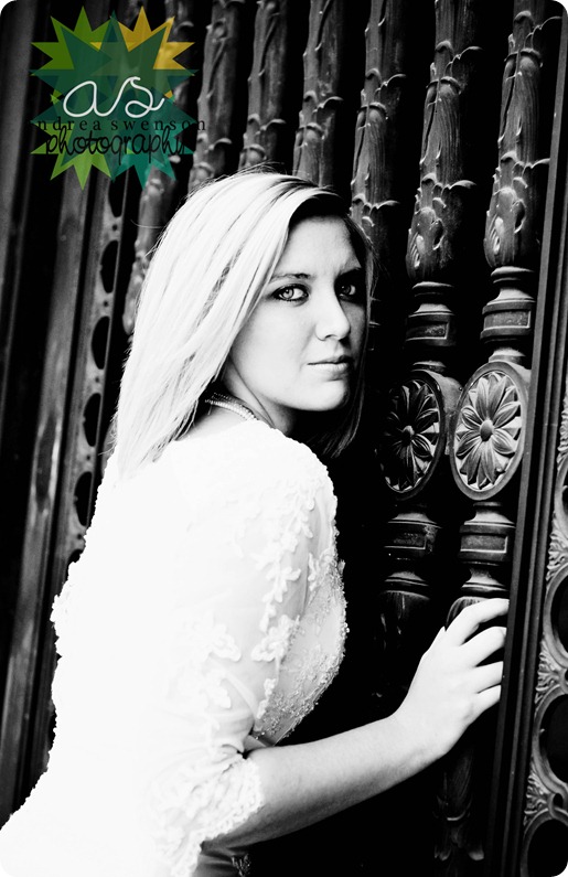 Lauren CR bw-36