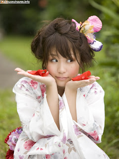 Mai Nishida Japanese Sexy Idol Sexy Kimono 3