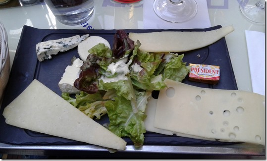 20. Supper on Saturday at Café des Phares (3)