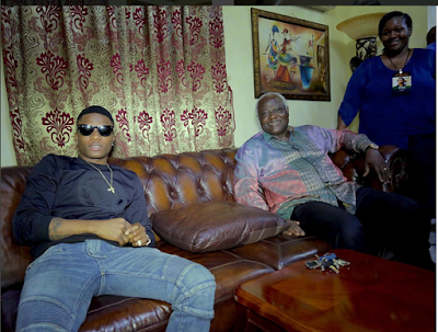 Wizkid WELCOMED BY  Sierra Leone PRESIDENT FOR CONCERT